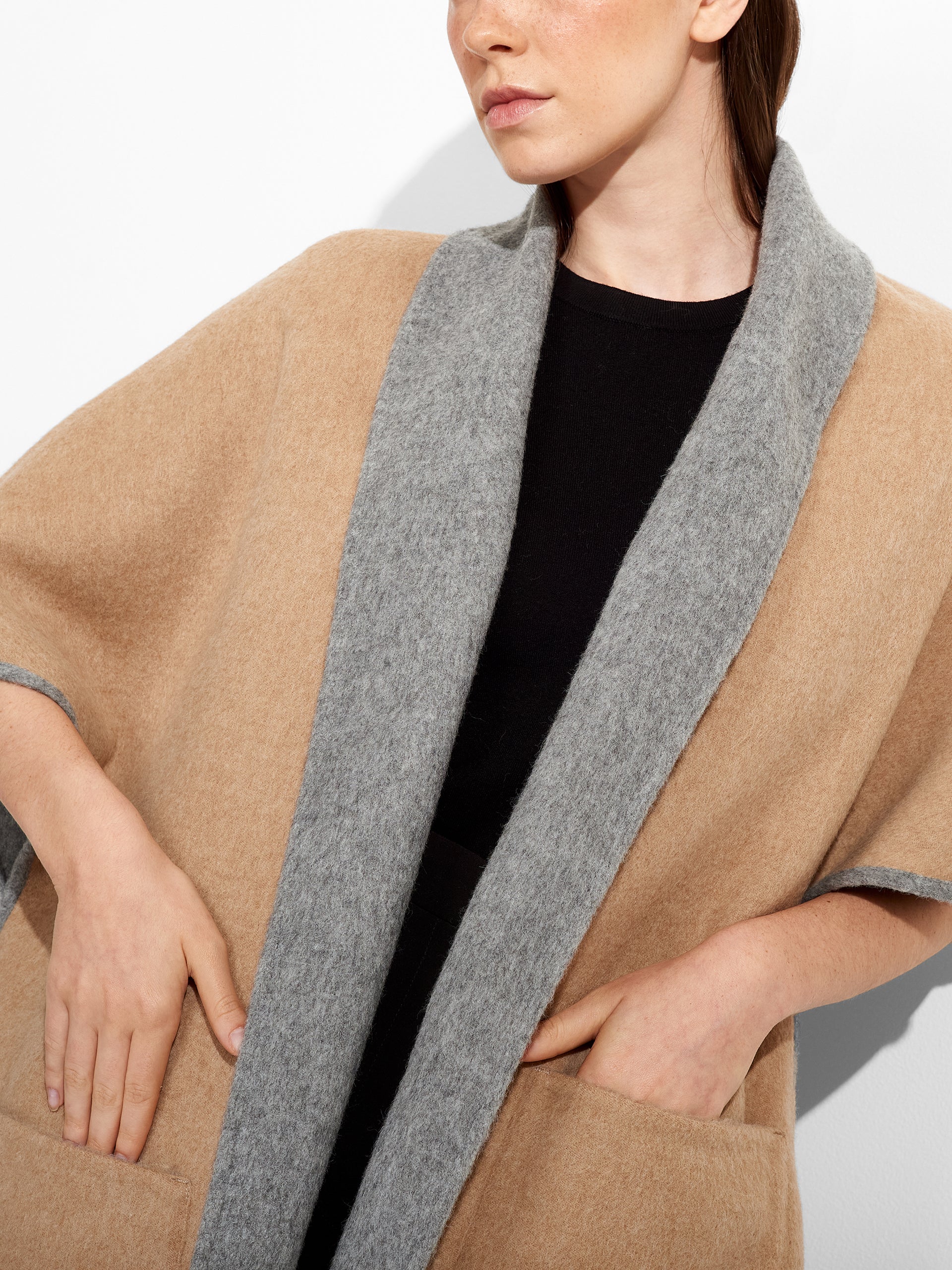 Capa Zea De Baby Alpaca Color Beige - Image 6