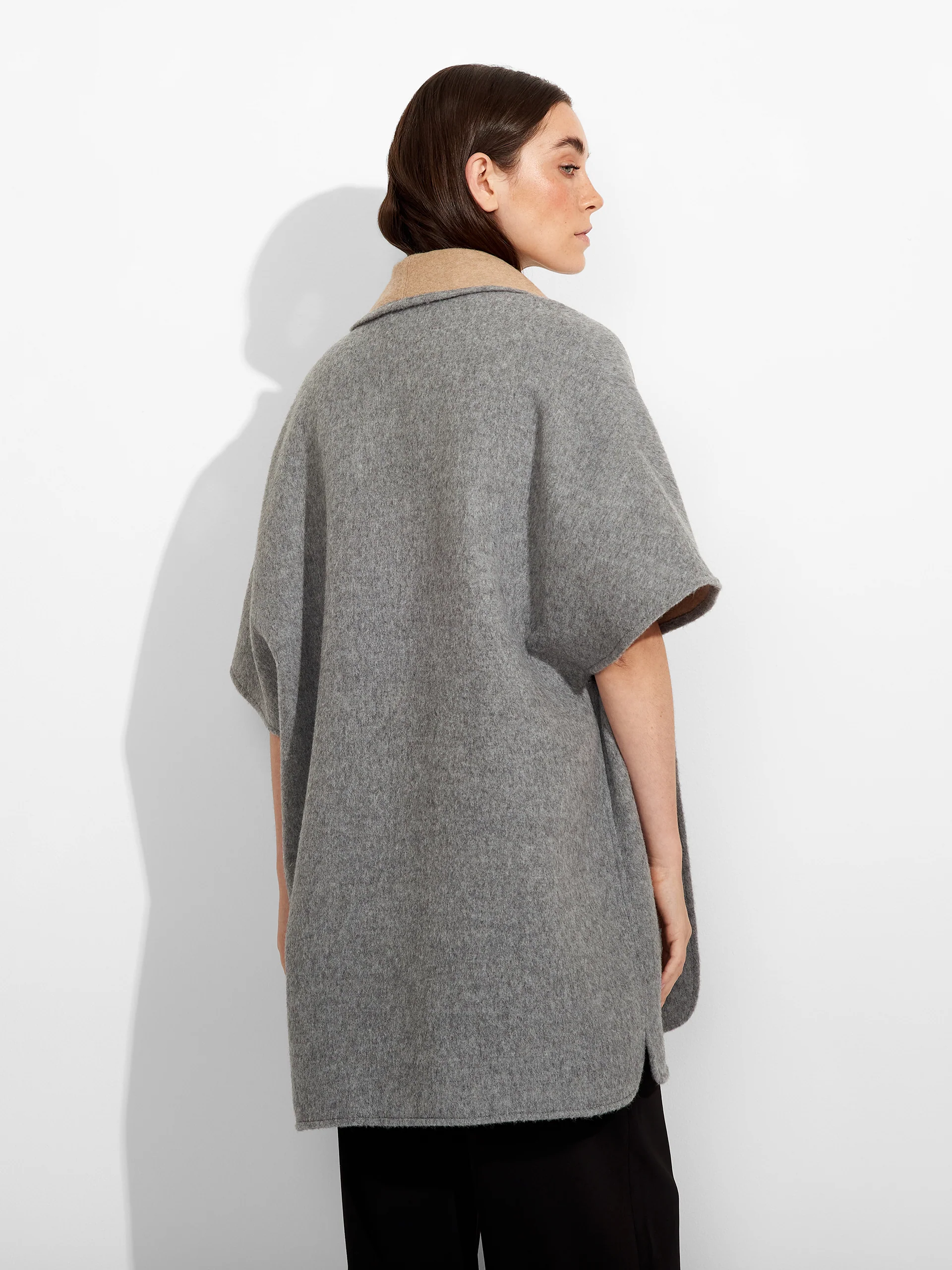 Capa Zea De Baby Alpaca Color Beige - Image 9