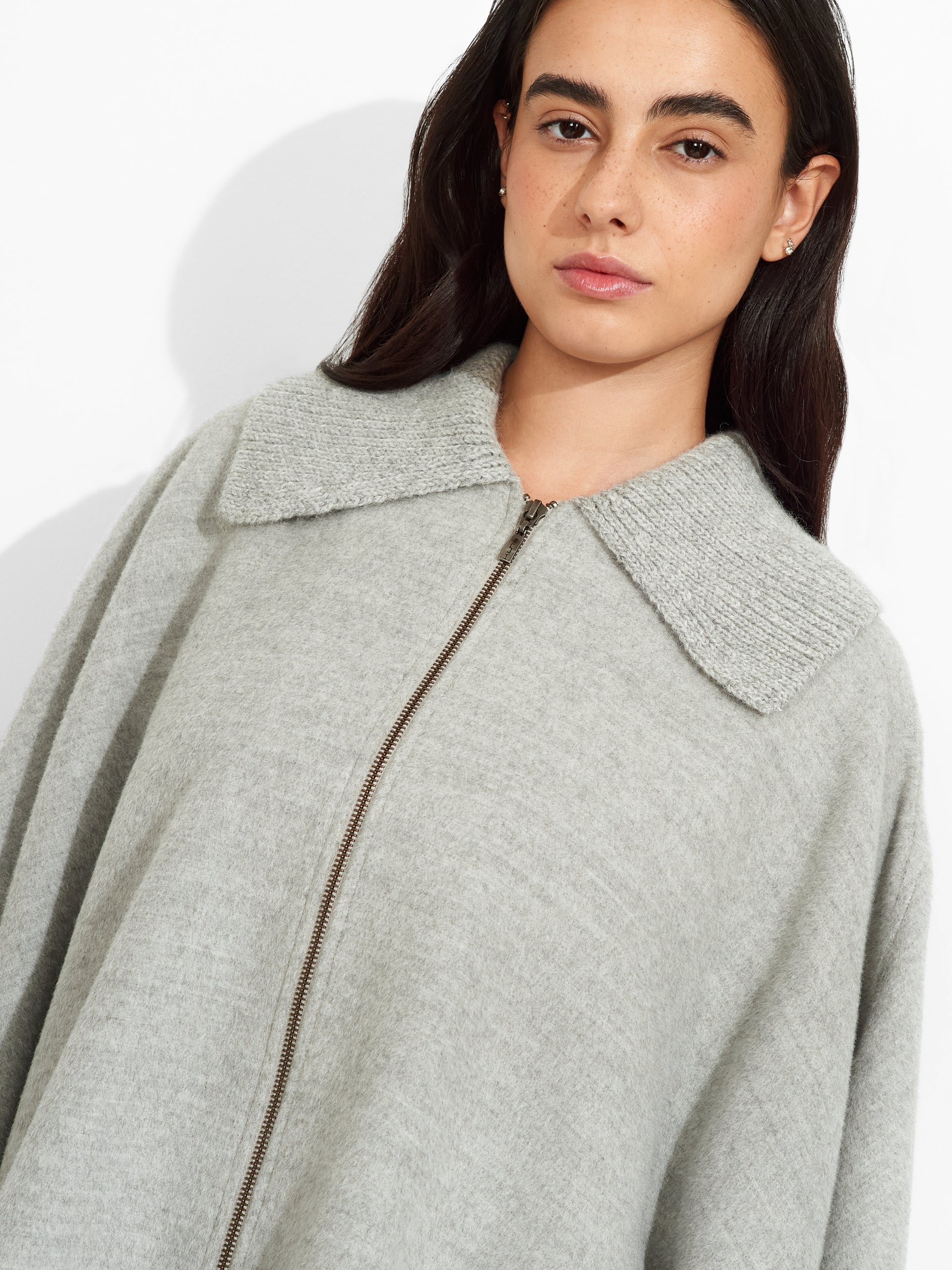 Capa Zendaya De Baby Alpaca Color Gris - Image 5