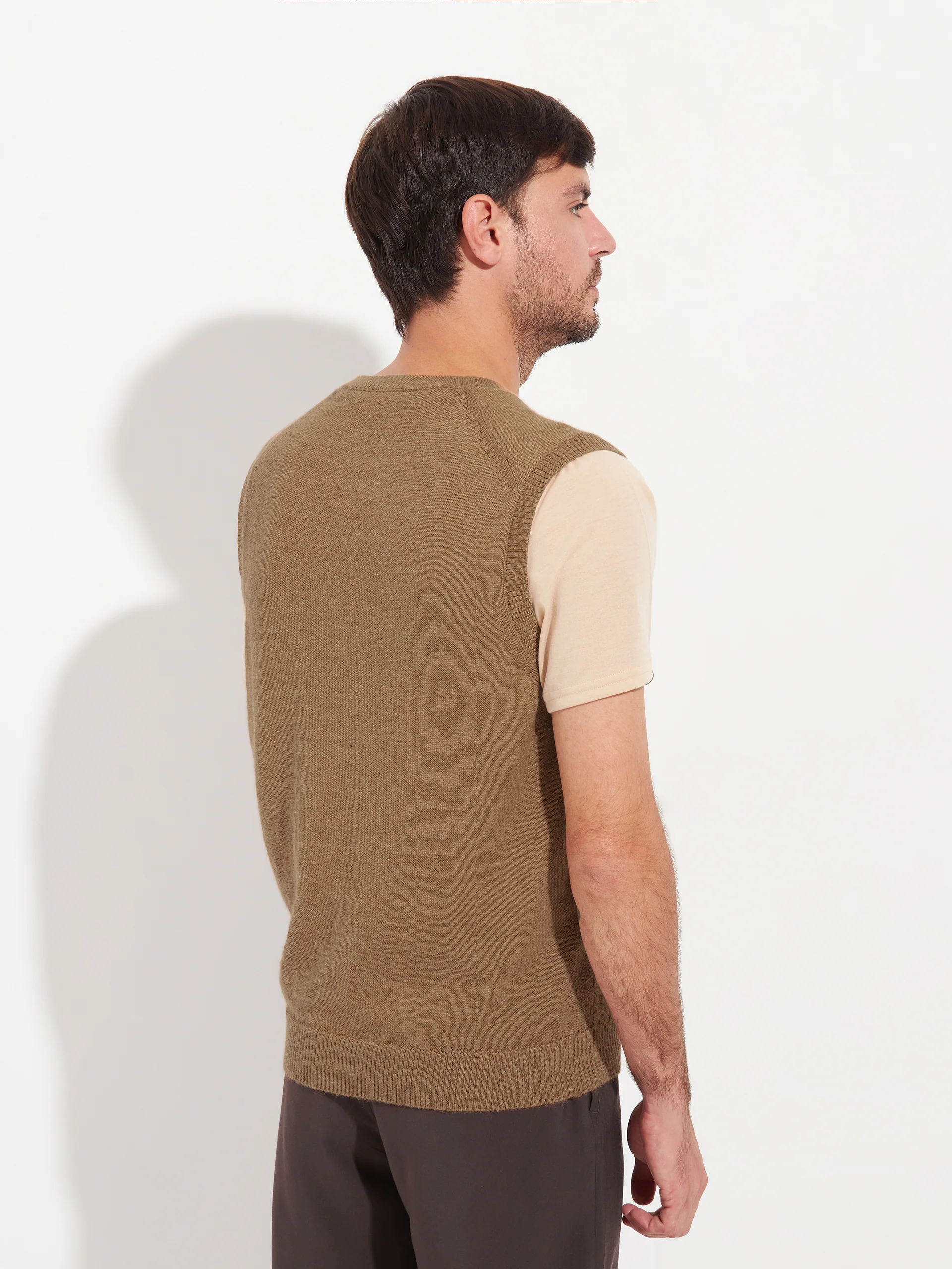 Chaleco Abel De Baby Alpaca Color Camel - Image 3