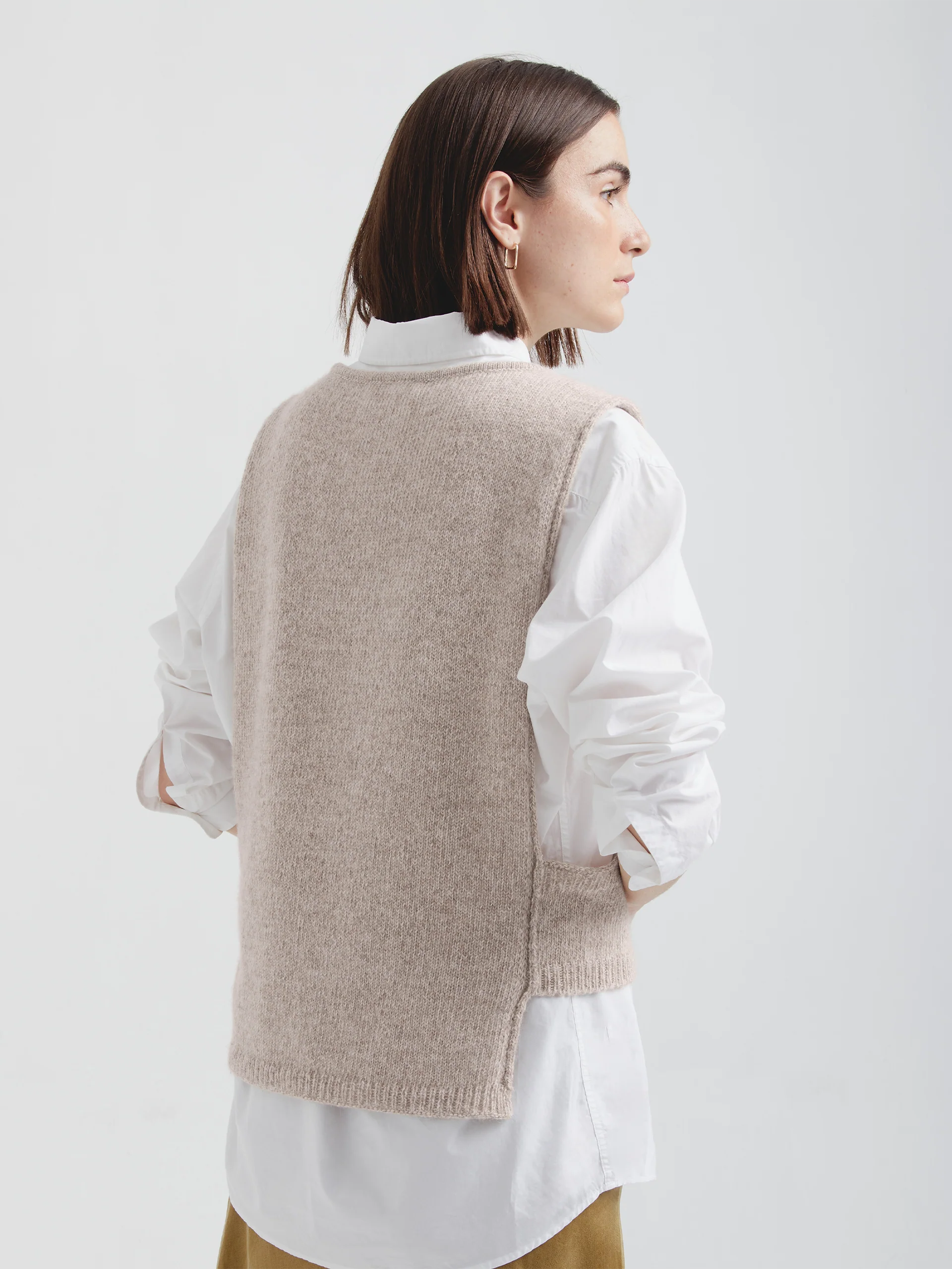 Chaleco Udda De Baby Alpaca Color Beige - Image 3