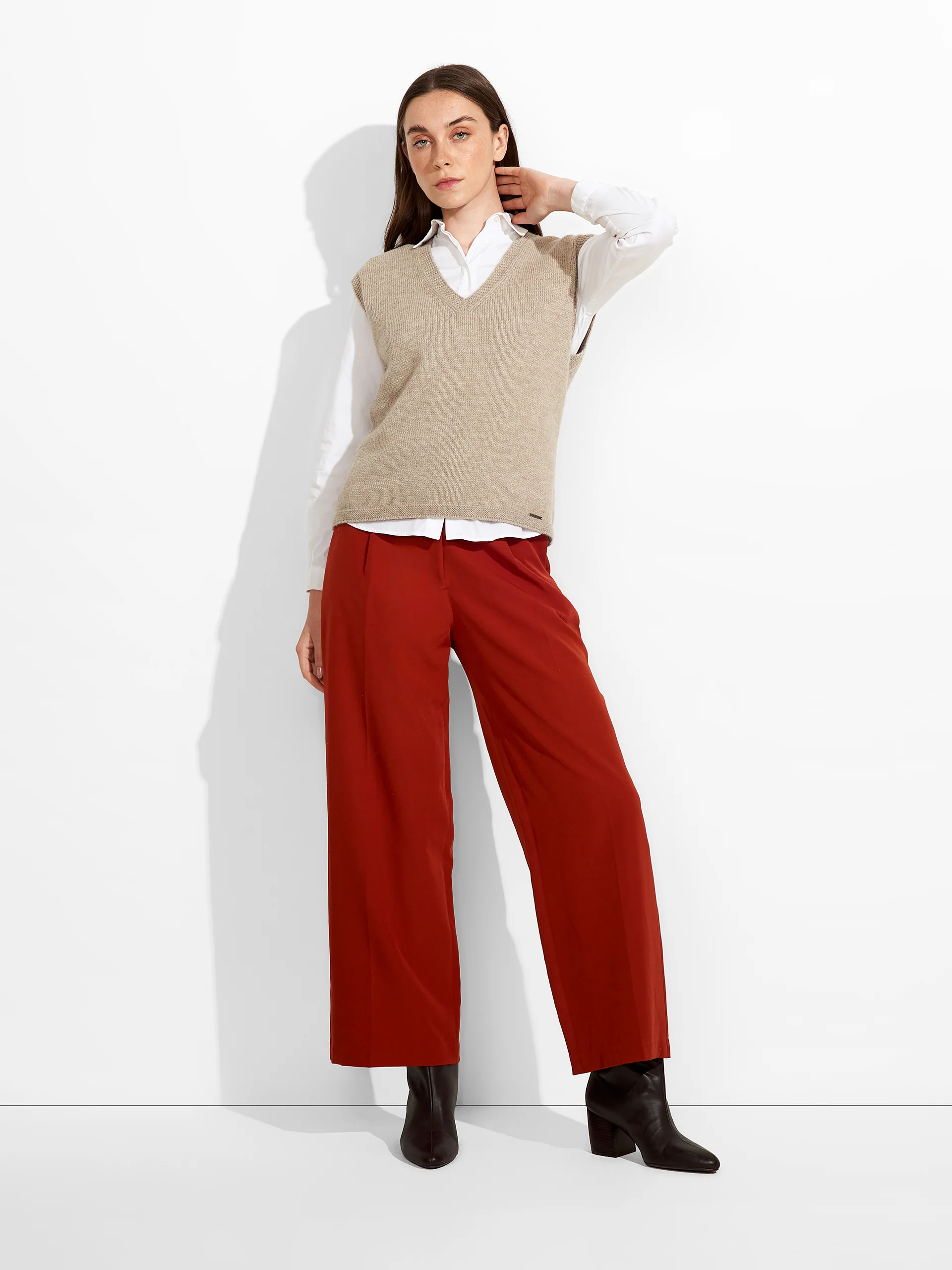 Chaleco Zafiro De Baby Alpaca Color Beige - Image 5