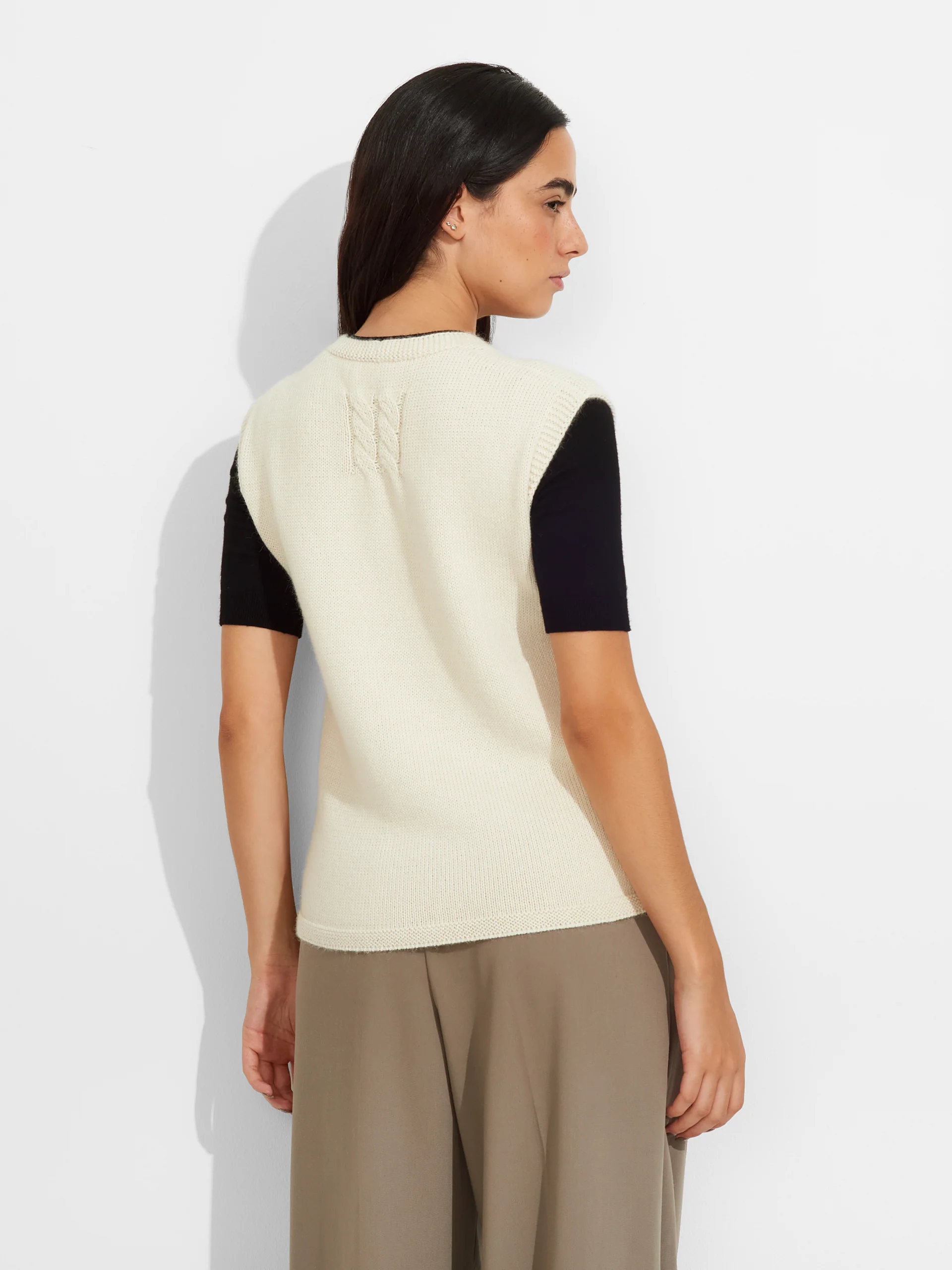 Chaleco Zafiro De Baby Alpaca Color Blanco - Image 3