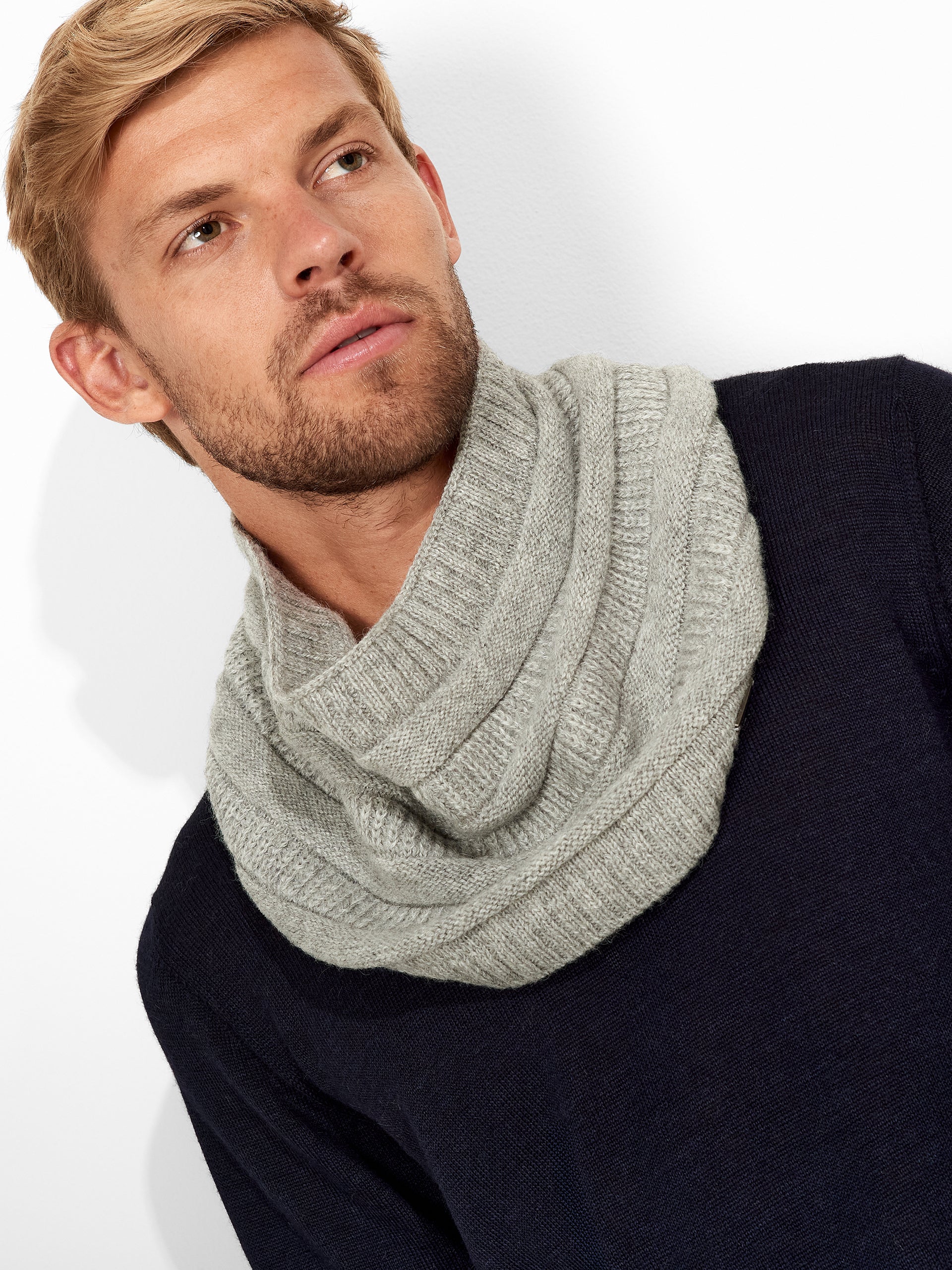 Chalina Zada De Baby Alpaca Color Gris - Image 5