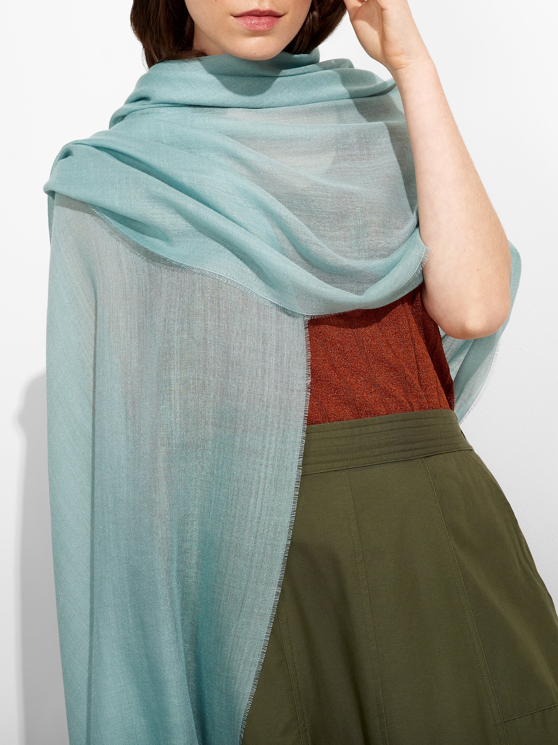 Estola Alondra De Baby Alpaca Color Celeste - Image 3