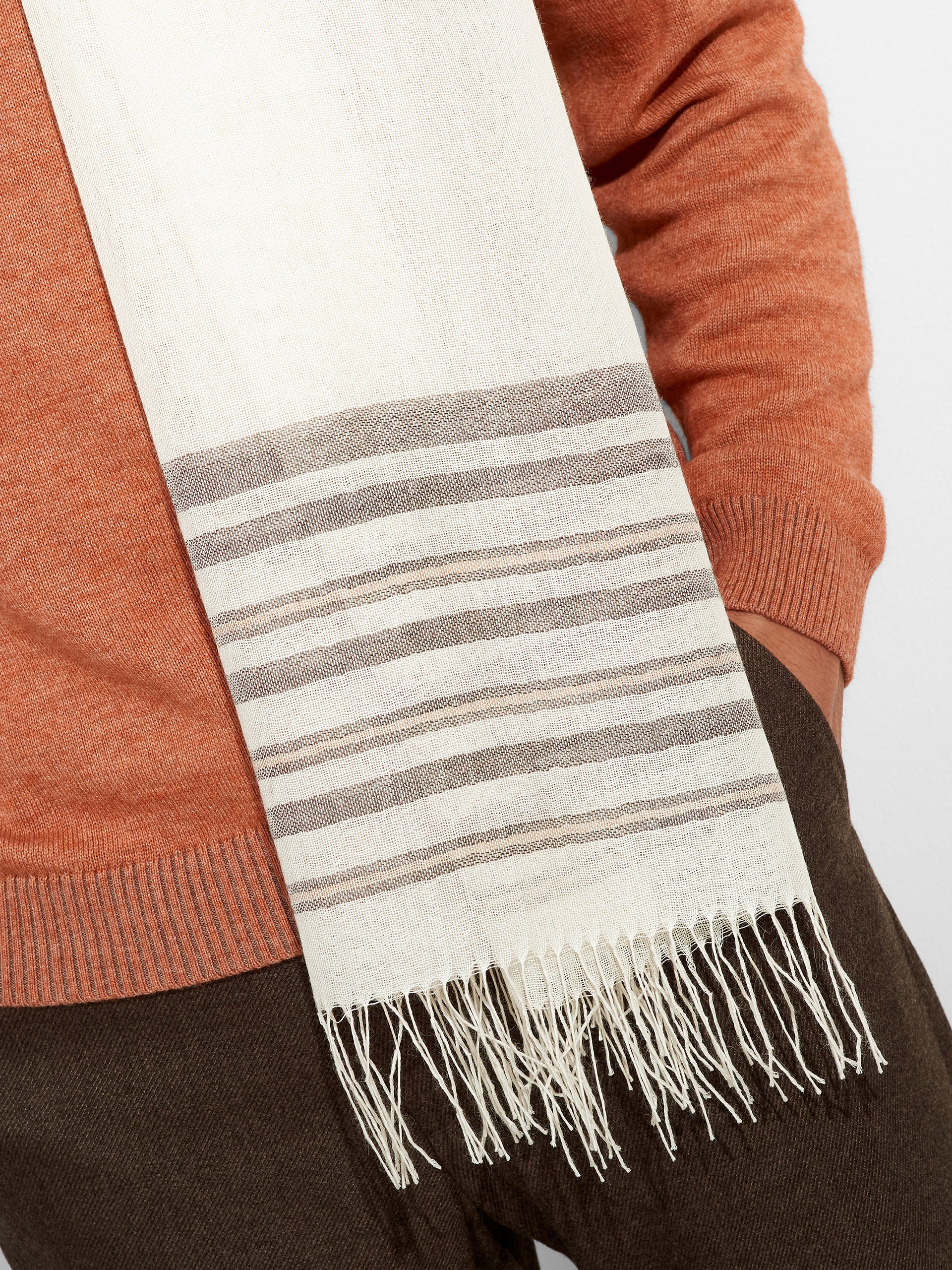 Estola Mao De Baby Alpaca Color Ecru - Image 5