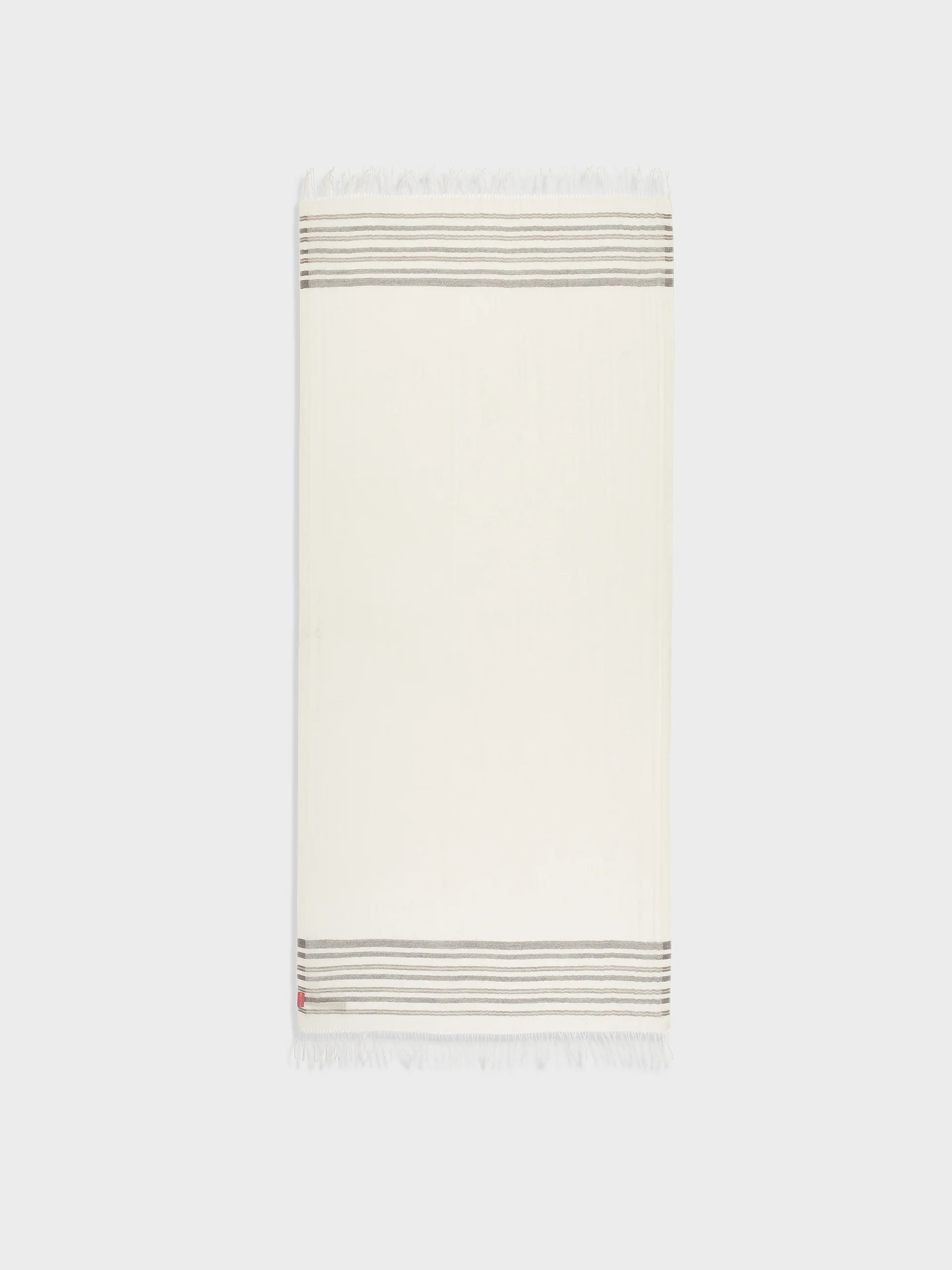 Estola Mao De Baby Alpaca Color Ecru - Image 6