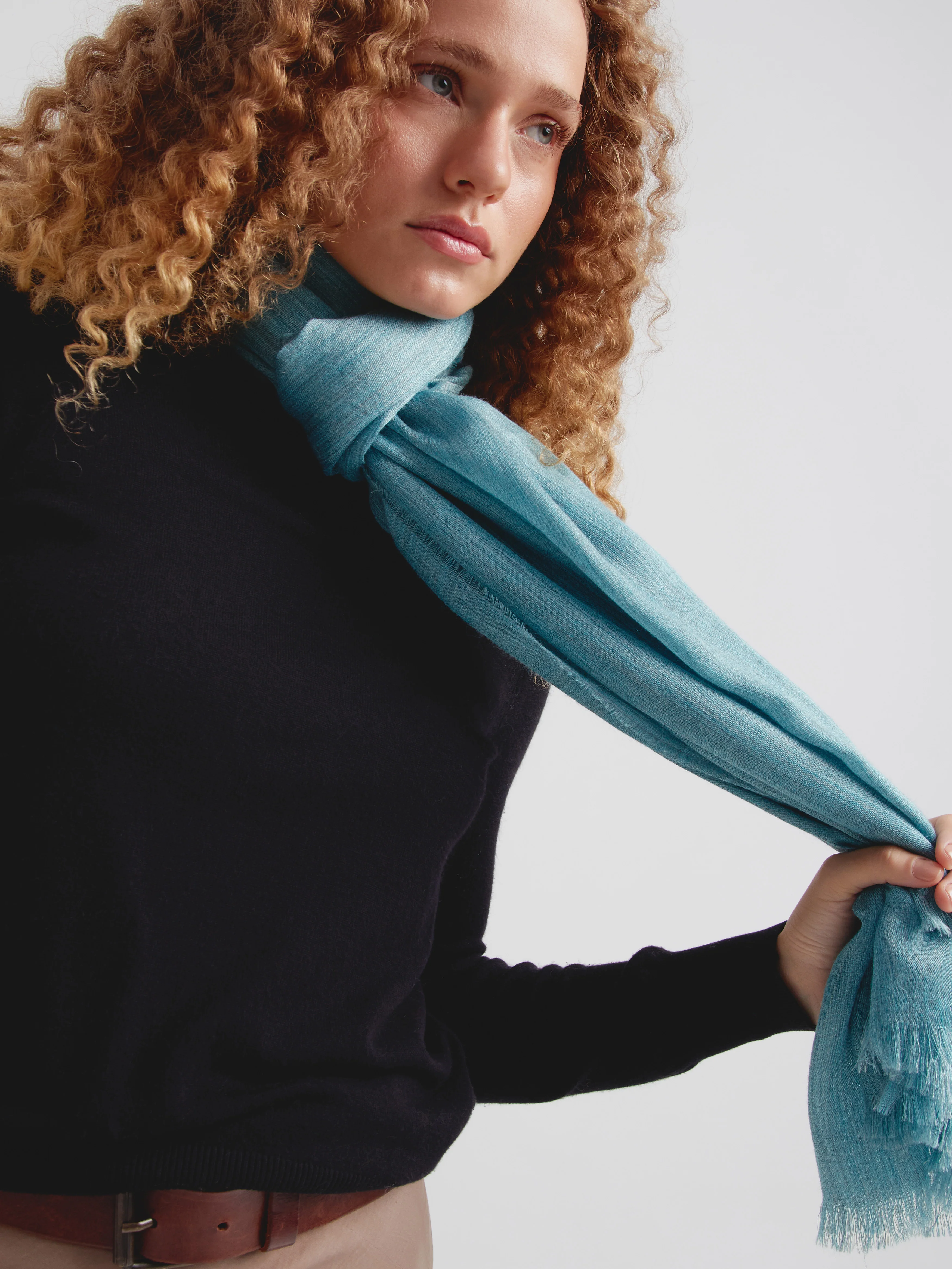 Estola Teaberry De Baby Alpaca Color Turquesa - Image 3