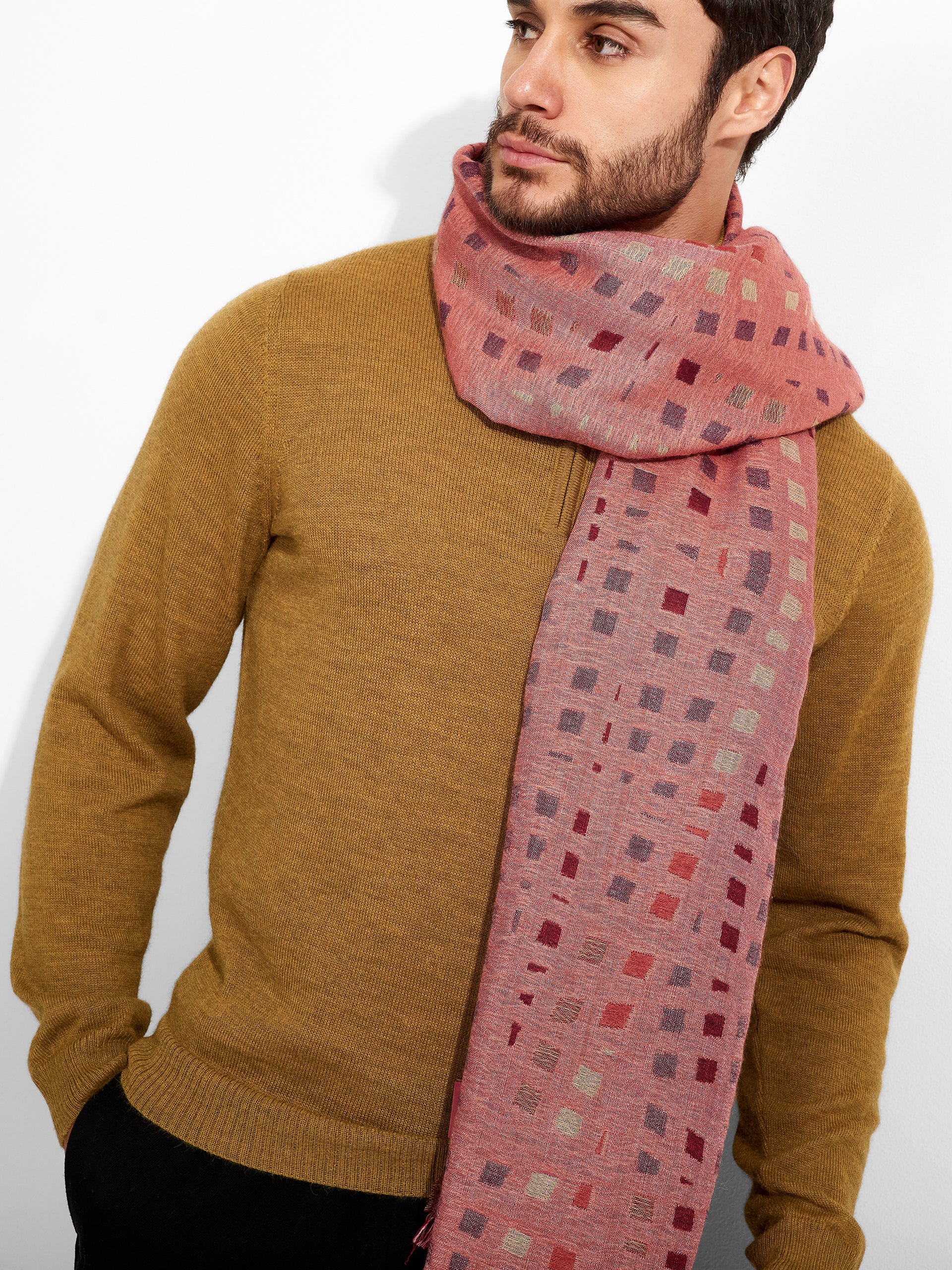 Estola Zane De Baby Alpaca Color Rosado - Image 5