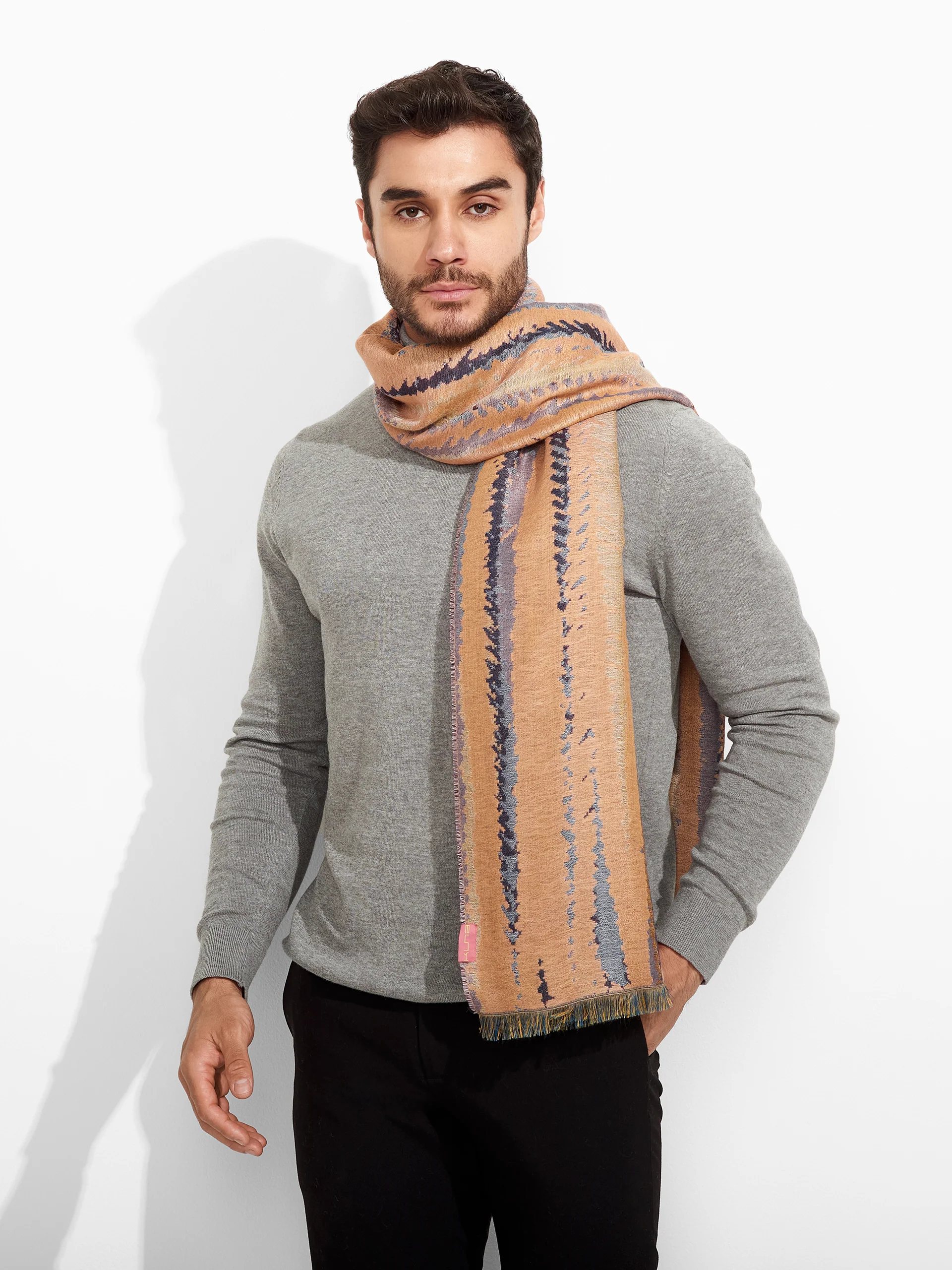 Estola Zidny De Baby Alpaca Color Rosado - Image 4