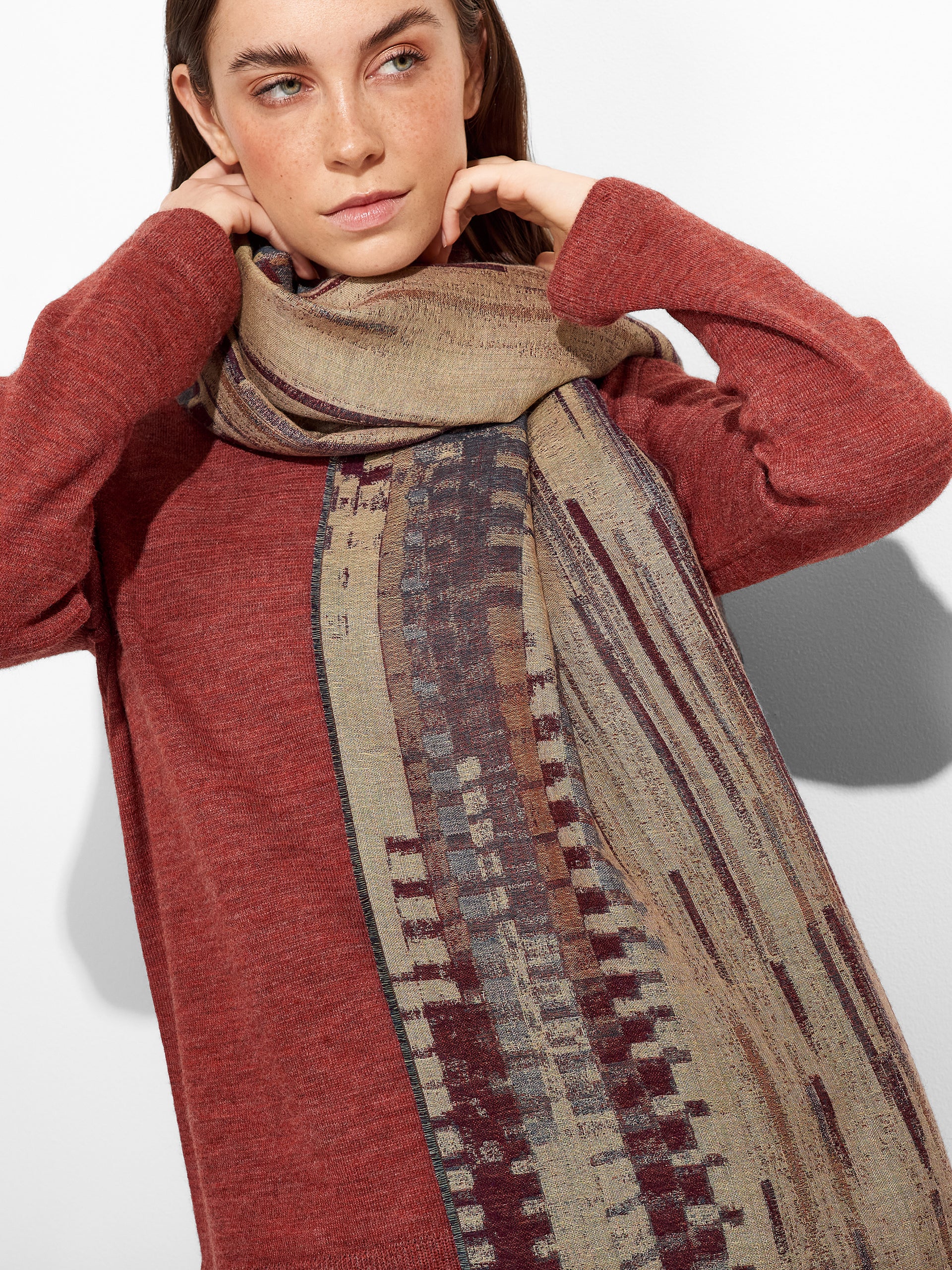 Estola Zulett De Baby Alpaca Color Multicolor - Image 3