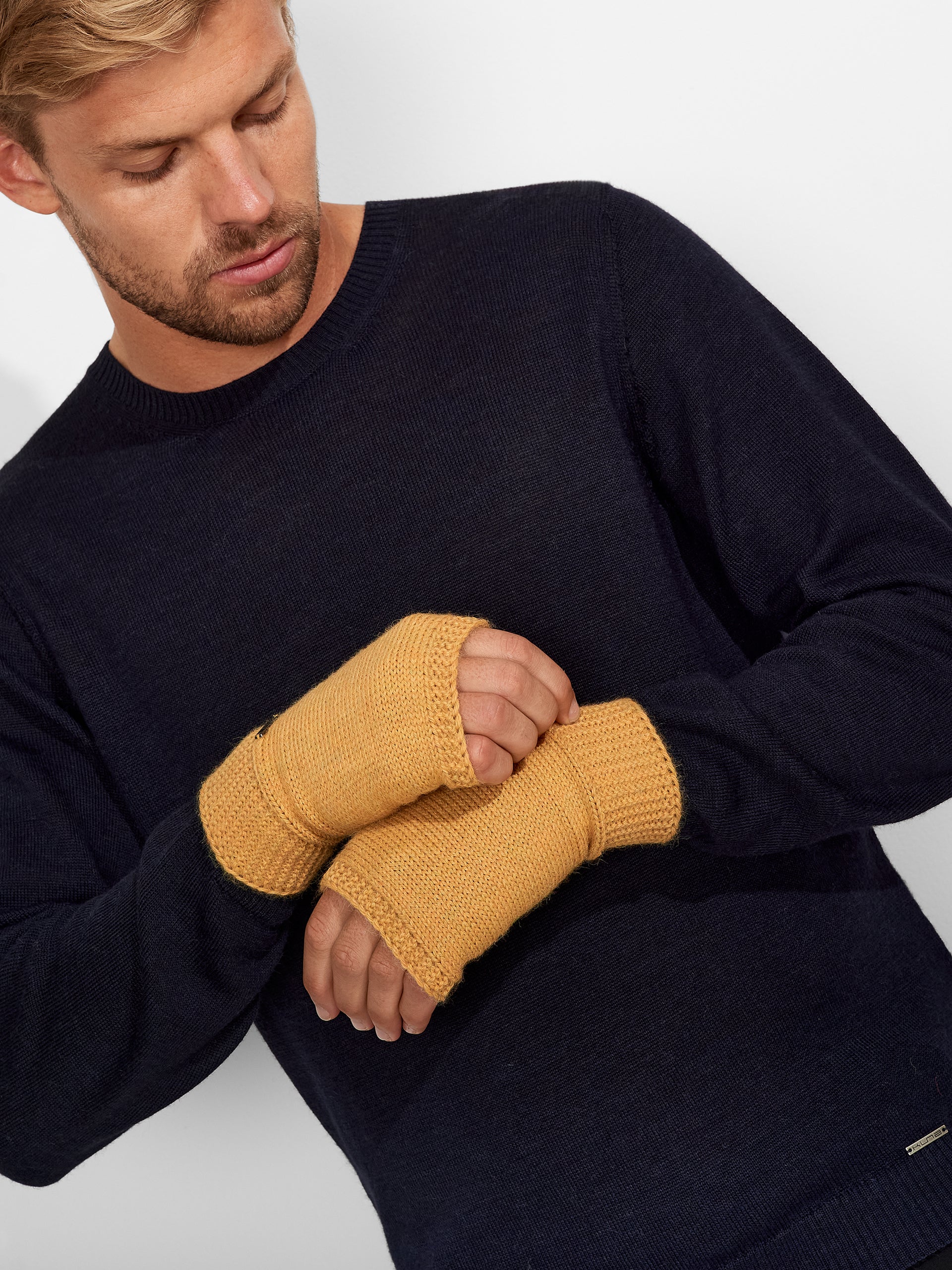 Guantes Zafiro De Baby Alpaca Color Amarillo - Image 5