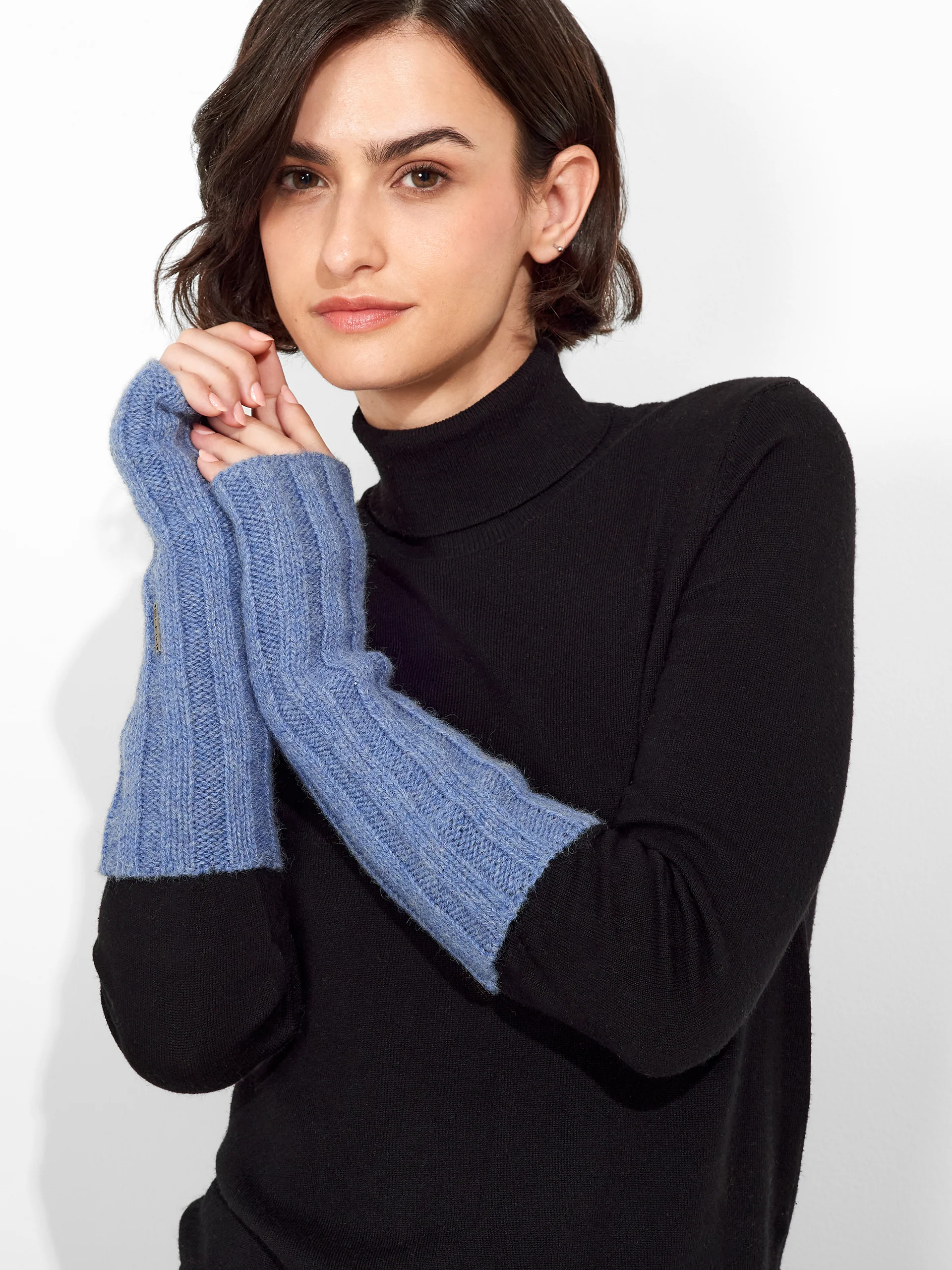 Guantes Zephir De Baby Alpaca Color Celeste - Image 3