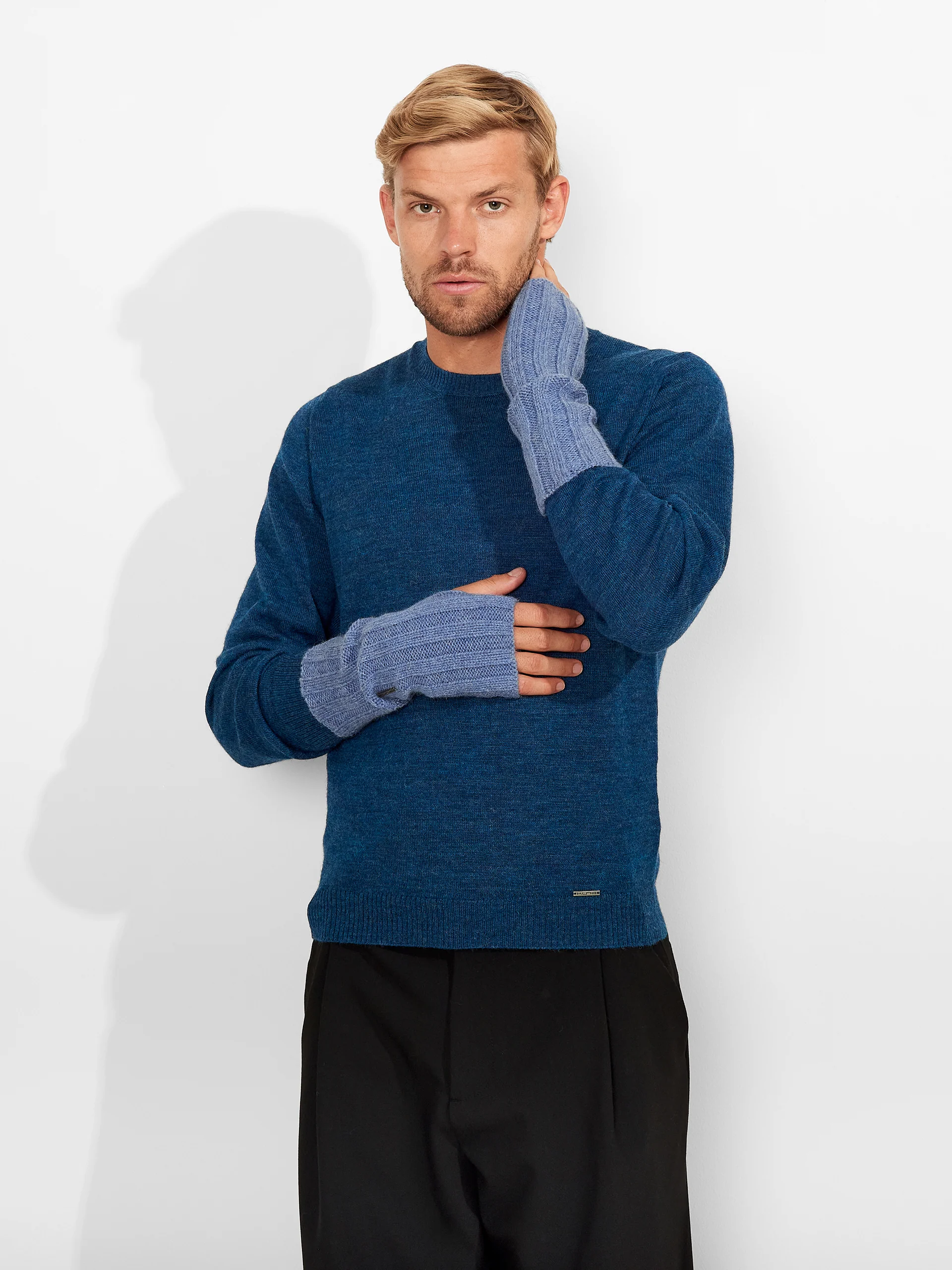 Guantes Zephir De Baby Alpaca Color Celeste - Image 4