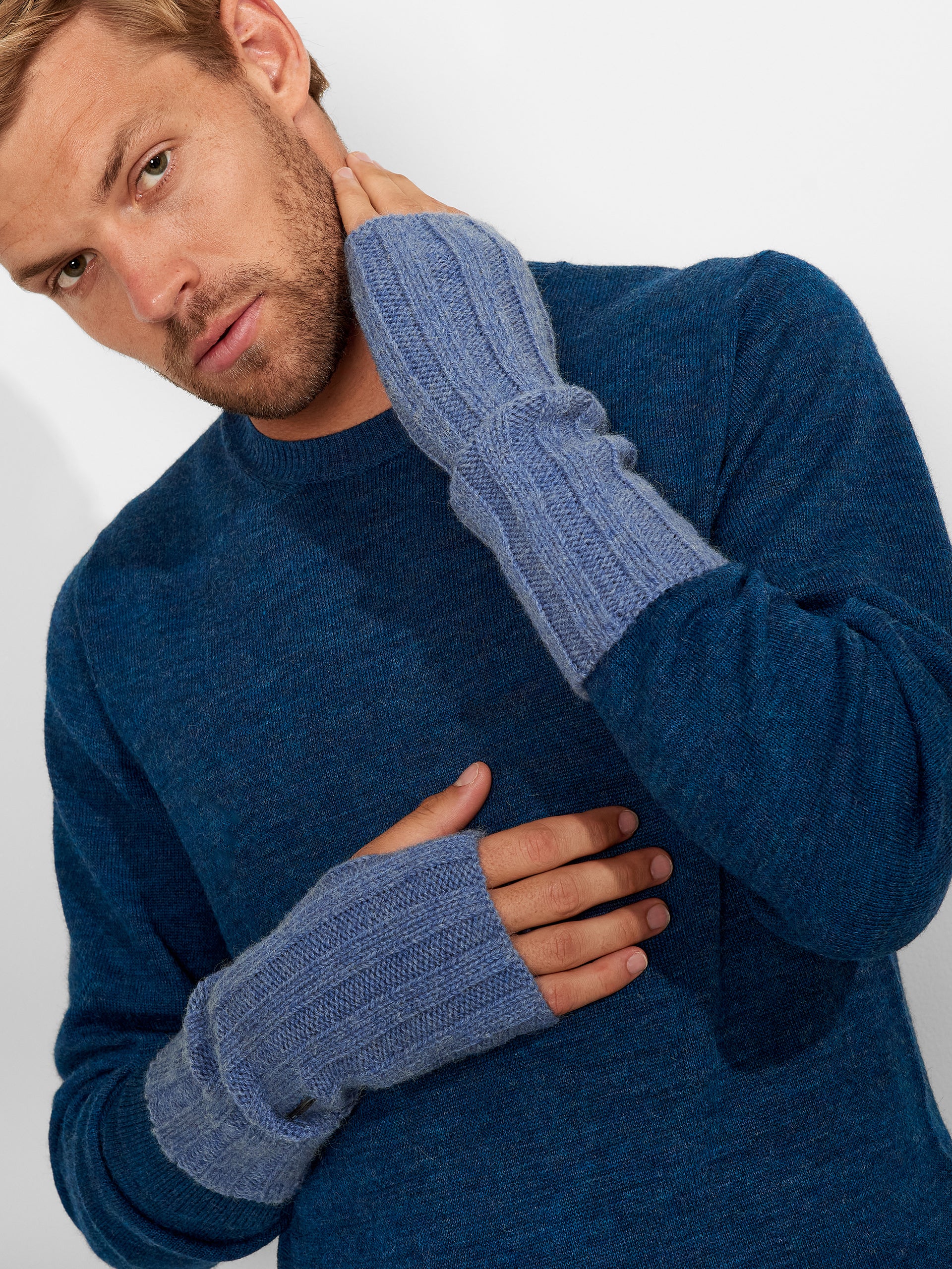 Guantes Zephir De Baby Alpaca Color Celeste - Image 5