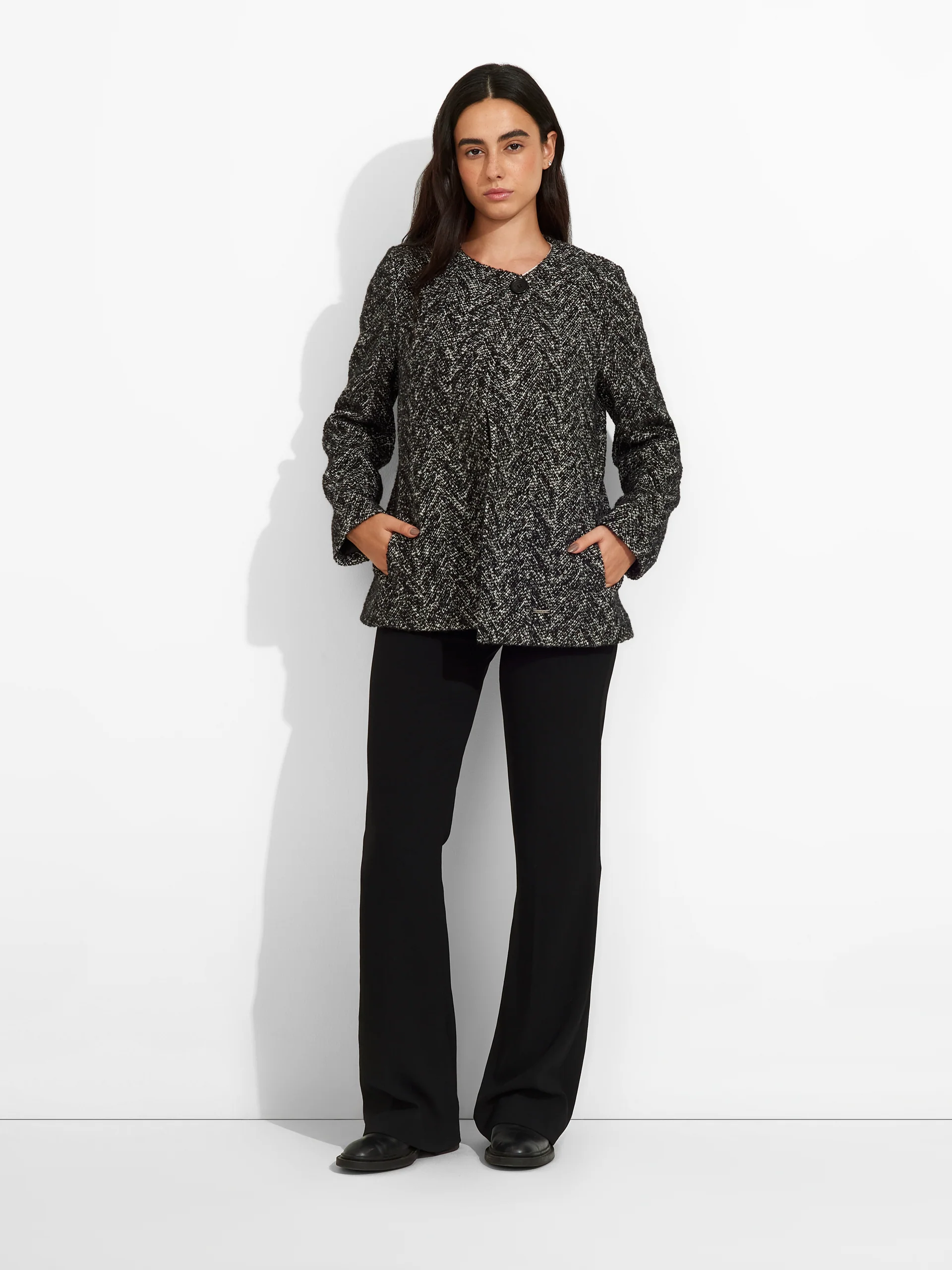 Saco Zigzag De Baby Alpaca Color Negro - Image 4