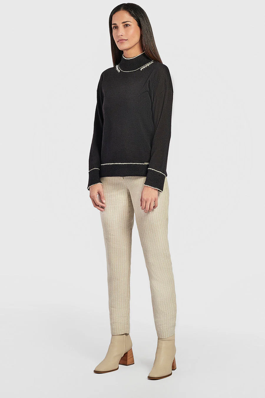 Suéter Wisdom De Baby Alpaca Color B&W - Image 4